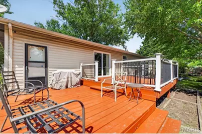 1540 Leisure Drive, Florissant, MO 63031 - Photo 32