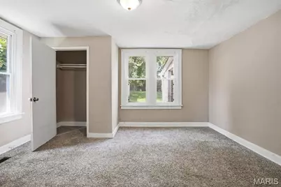 8149 Allen Avenue, Saint Louis, MO 63114 - Photo 12