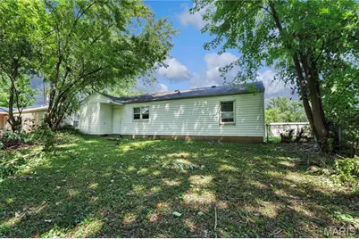 9713 Dennis Drive, Saint Louis, MO 63136 - Photo 4