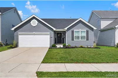 724 Palisades Drive, Saint Charles, MO 63301 - Photo 2