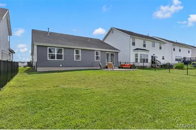 724 Palisades Drive, Saint Charles, MO 63301 - Photo 24