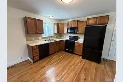 962 Windstream Drive, Saint Peters, MO 63376 - Photo 2