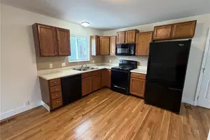 962 Windstream Dr, Saint Peters, MO 63376 - Photo 2