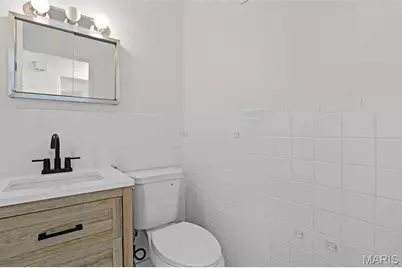 8230 Villaton Drive, Saint Louis, MO 63123 - Photo 18