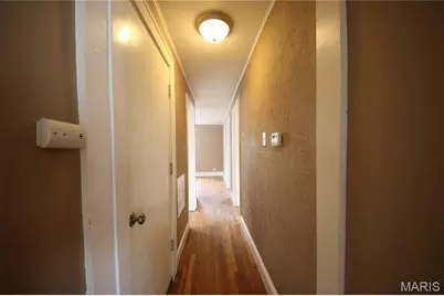 5912 Arsenal Street, Saint Louis, MO 63139 - Photo 6