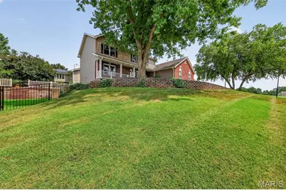 701 Loretta Drive, O'Fallon, MO 63366 - Photo 4