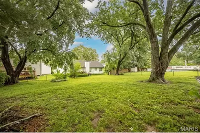 2145 Jenkee Drive, Florissant, MO 63031 - Photo 46