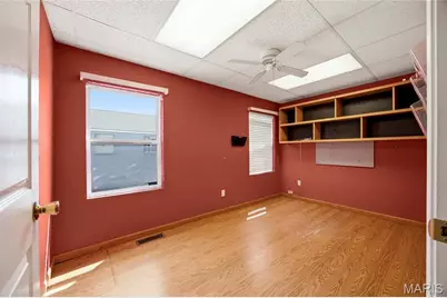 9713 Gravois Road, Saint Louis, MO 63123 - Photo 6