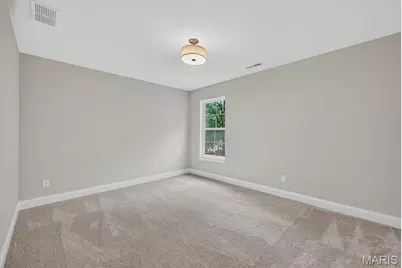 8741 Magdalen Avenue, Saint Louis, MO 63144 - Photo 38
