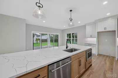 8741 Magdalen Avenue, Saint Louis, MO 63144 - Photo 20