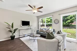 27 Loris Ln, Saint Charles, MO 63303 - Photo 4