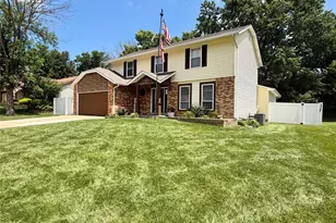 1392 Timothy Ridge Dr, Saint Charles, MO 63304 - Photo 6