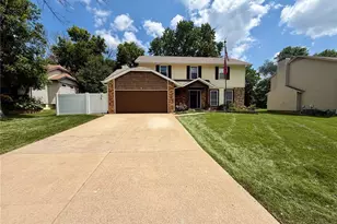 1392 Timothy Ridge Dr, Saint Charles, MO 63304 - Photo 46