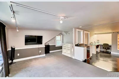 843 N Florissant Road, Saint Louis, MO 63135 - Photo 16