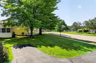 2238 Riverwood Trails Dr, Hazelwood, MO 63031 - Photo 50