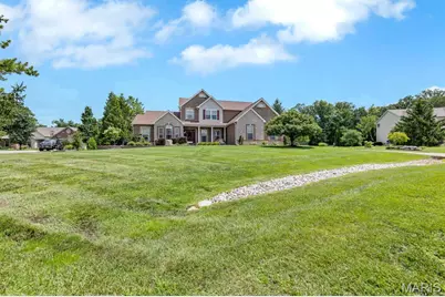 402 Hickory Grove Lane, Wentzville, MO 63385 - Photo 6