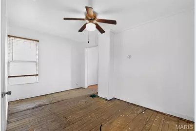 170 Reading Avenue, Maryland Heights, MO 63043 - Photo 6