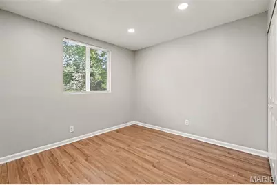 10234 Cedarhurst Drive, Saint Louis, MO 63136 - Photo 10