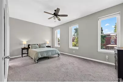 4429 Oakland Avenue, Saint Louis, MO 63110 - Photo 18