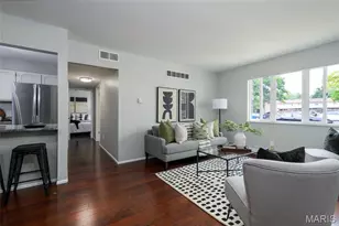 10083 Sakura Dr, Saint Louis, MO 63128 - Photo 2