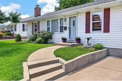 1817 W Clark Street, Saint Charles, MO 63301 - Photo 4