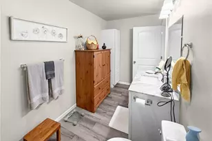 4055 Breckenridge Dr, Hannibal, MO 63401 - Photo 10