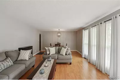 722 Watersedge Drive, Florissant, MO 63034 - Photo 2