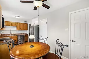 7660 General Sheridan Ln, Affton, MO 63123 - Photo 14