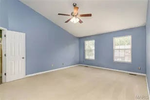 876 Kiefer Trails Dr, Ballwin, MO 63021 - Photo 12