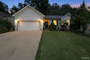 223 Williamsburg Dr, Crystal City, MO 63019 - Photo 1