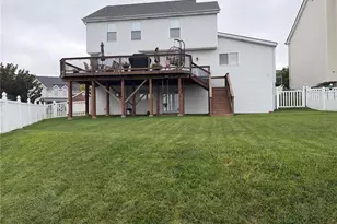 13569 Becker Pl Dr, Saint Louis, MO 63128 - Photo 2