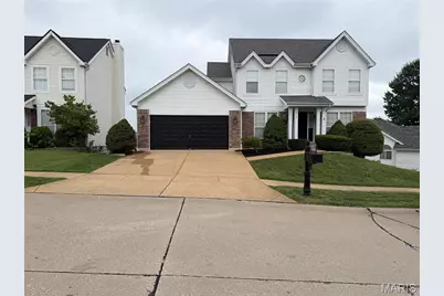 13569 Becker Place Drive, Saint Louis, MO 63128 - Photo 1