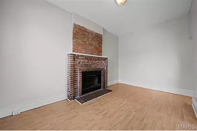 4717 S Compton Avenue, Saint Louis, MO 63111 - Photo 8