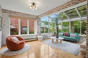 561 Bedford Ave, University City, MO 63130 - Photo 16