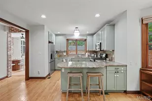 561 Bedford Ave, University City, MO 63130 - Photo 48