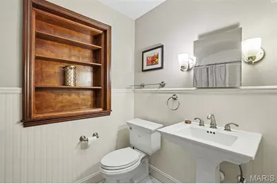 561 Bedford Avenue, University City, MO 63130 - Photo 28