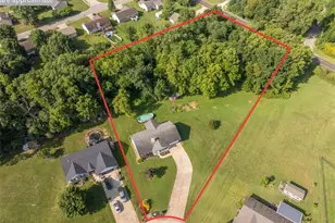 39 Scarlet Oak Ct, Troy, MO 63379 - Photo 1