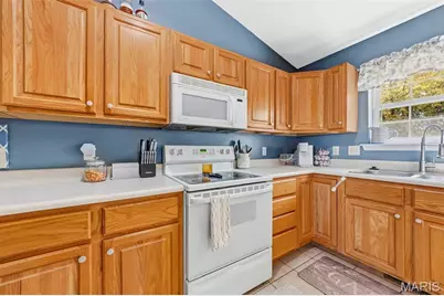 39 Scarlet Oak Court, Troy, MO 63379 - Photo 22