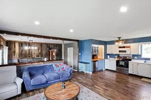 325 Lakeshore Dr, Saint Clair, MO 63077 - Photo 6
