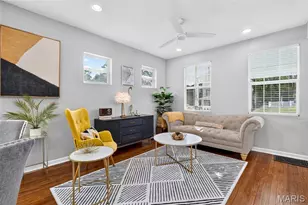 3206 Byron Pl, Saint Louis, MO 63143 - Photo 6
