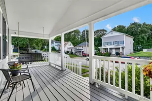 3206 Byron Pl, Saint Louis, MO 63143 - Photo 2