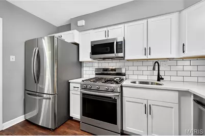 725 Berick Drive, University City, MO 63132 - Photo 6