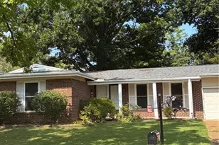 25 Brookwood Dr, Fenton, MO 63026 - Photo 1