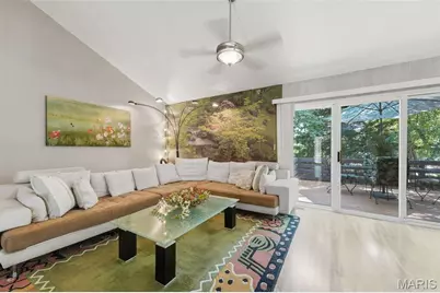12160 Oakwilde Ct Court, Maryland Heights, MO 63043 - Photo 4