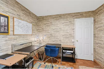 12160 Oakwilde Ct Court, Maryland Heights, MO 63043 - Photo 20
