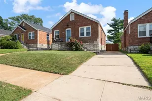5648 Tholozan Ave, Saint Louis, MO 63109 - Photo 2