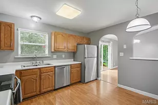 2028 Waybridge Ln, Fenton, MO 63026 - Photo 8