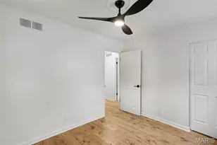 241 Glen Garry Rd, Saint Louis, MO 63137 - Photo 14