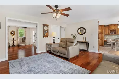 902 Oakmoor Drive, Fenton, MO 63026 - Photo 16