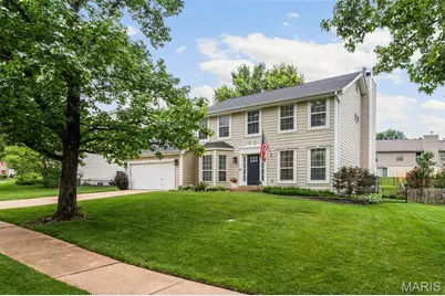 902 Oakmoor Drive, Fenton, MO 63026 - Photo 1